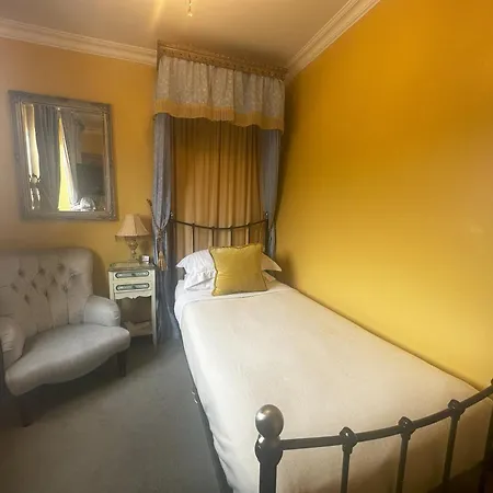 Albert & Victoria Guest House Истбурн Экстерьер фото