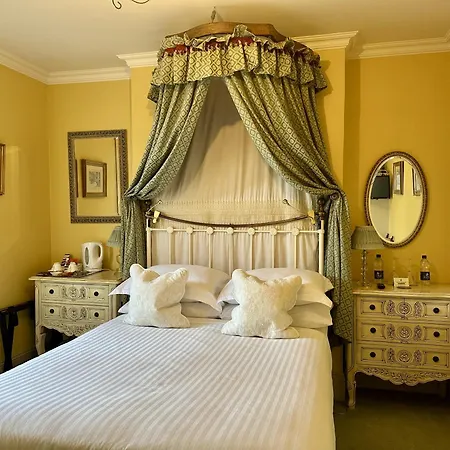 Albert & Victoria Guest House Истбурн Экстерьер фото
