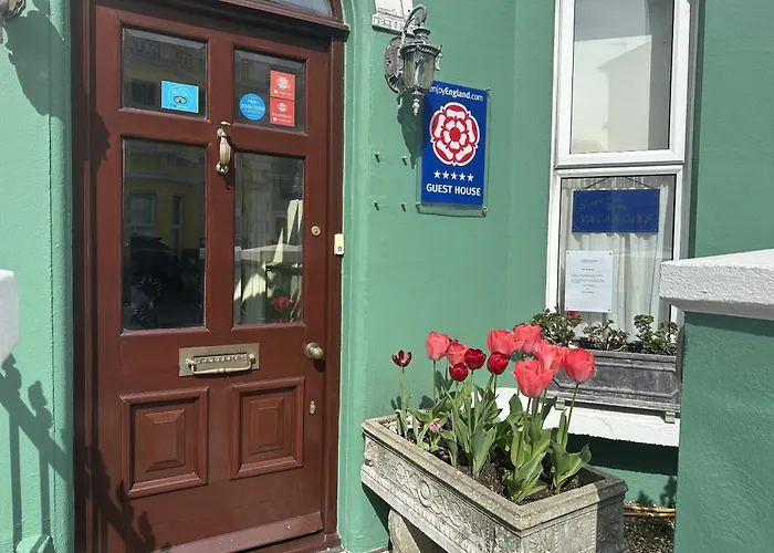 Albert & Victoria Guest House